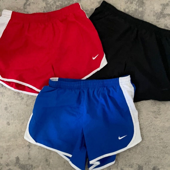 Nike girls Dri-Fit shorts Blue, Red,Black - Picture 1 of 1